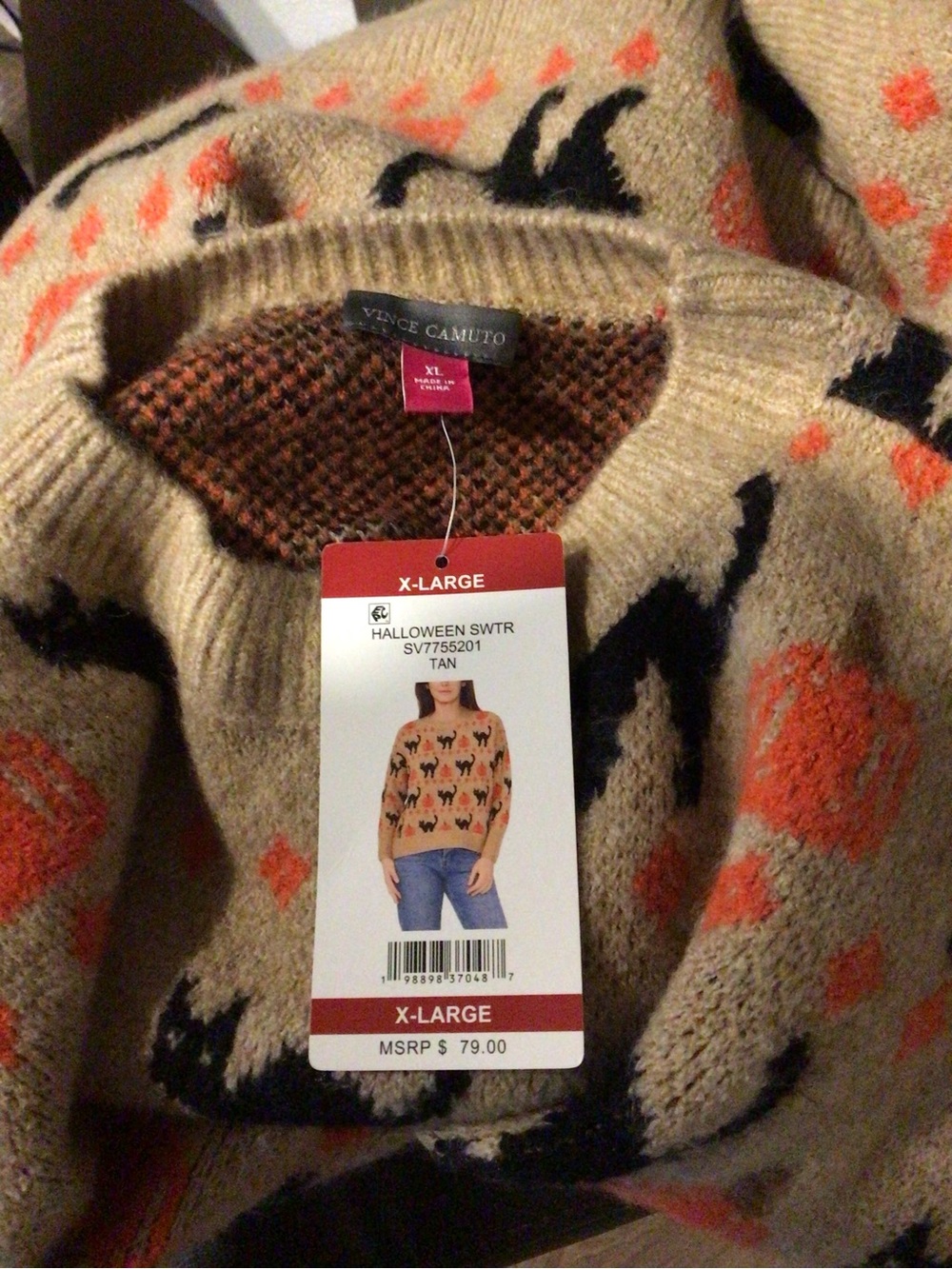 NWT Vince Camuto Crewneck Sweater with Black Cat & Orange Pumpkin Motif - Picture 5 of 5